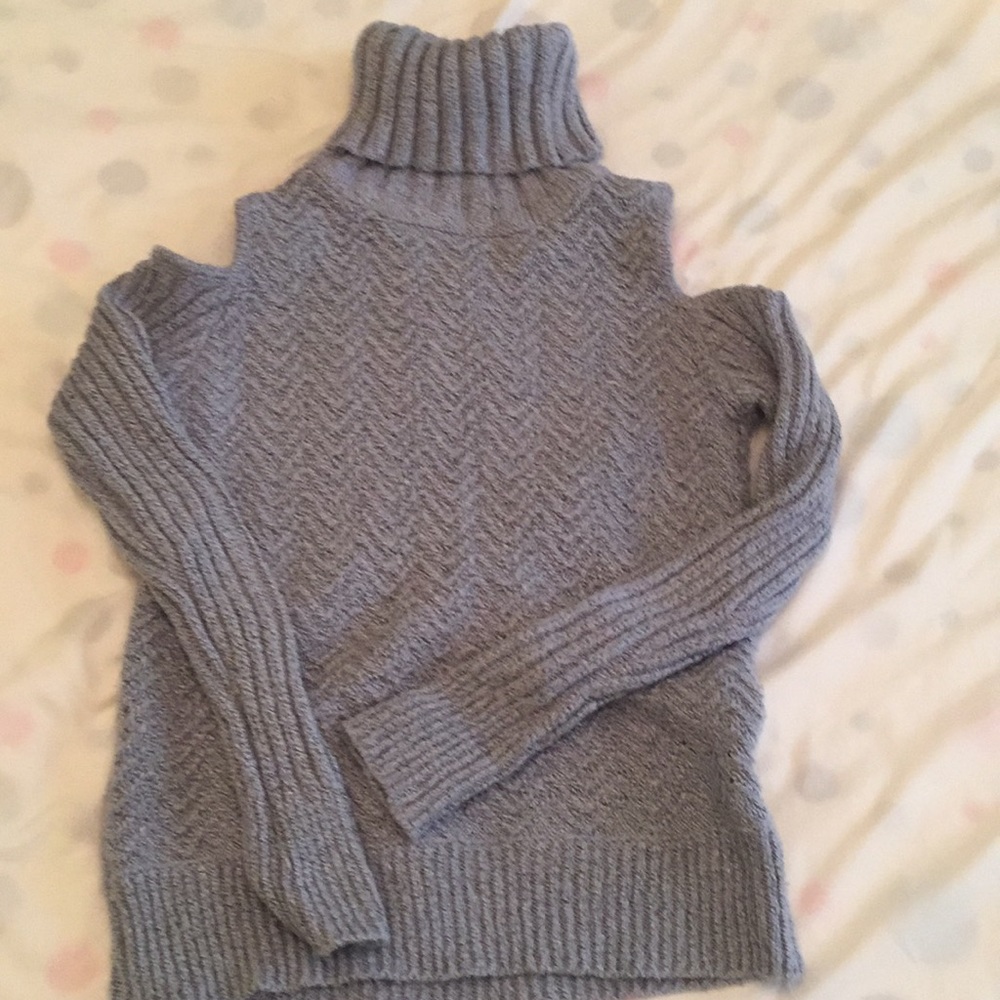 Cute off shoulder turtleneck